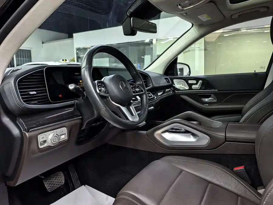 900x675_0_q87_c42_autohomecar__ChxpVmlqDnaAUb6RAAZKiWLuzus630.jpg.webp